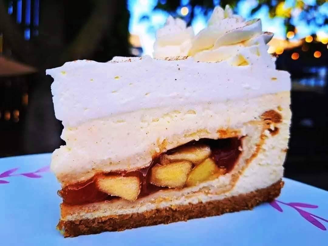 Apple Pie Stuffed slice